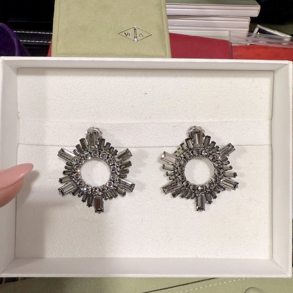 Authentic Amina Muaddi mini begum earrings black diamond - Picture 5 of 10